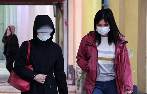Използването на маски за лице може да намали разпространението на вируса COVID-19