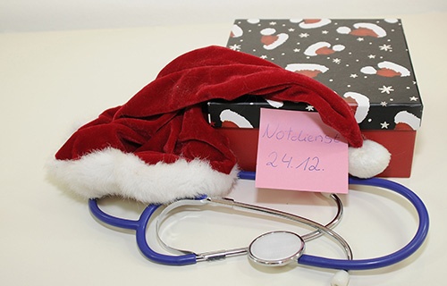 Karácsonyi walesi mentőszolgálat az NHS-ben