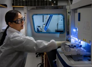 COVID-19: Böyük Britaniyada 'Zərərsizləşdirici Antikor' Sınaqları Başlayır COVID-19: Böyük Britaniyada 'Zərərsizləşdirici Antikor' Sınaqları Başlayır