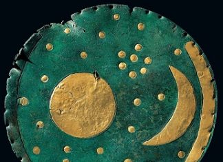 Небесният диск на Небра и космическата мисия „Космична целувка“. Небесен диск на Небра и космическа мисия „Космична целувка“.