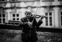 عبء المرض: كيف أثر COVID-19 على متوسط العمر المتوقع عبء المرض: انخفاض متوسط العمر المتوقع لوباء COVID-19 في المملكة المتحدة والولايات المتحدة الأمريكية وإيطاليا التي تضررت بشدة من جائحة COVID-19