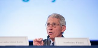 A COVID-19 járvány kitörése az amerikai kongresszuson, Anthony Fauci