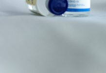 „Un ghid viu al OMS privind medicamentele pentru COVID-19”: a opta versiune (a șaptea actualizare) lansată Medicamente în viață ale OMS pentru COVID-19 A opta versiune A șaptea actualizare