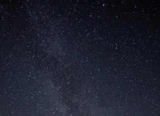 Даследаванне ранняга Сусвету: эксперымент REACH па выяўленні няўлоўнай 21-сантыметровай лініі ад касмічнага вадароду Даследаванне ранняга Сусвету: эксперымент REACH па выяўленні няўлоўнай 21-сантыметровай лініі ад касмічнага вадароду