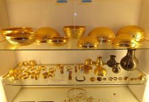 Богатство на Вилена: два артефакти направени од вонземско метеоритско железо
